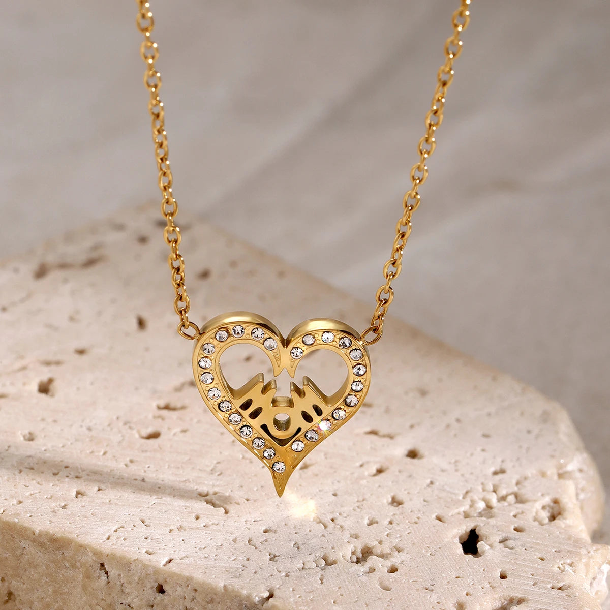 Love Mom Necklace