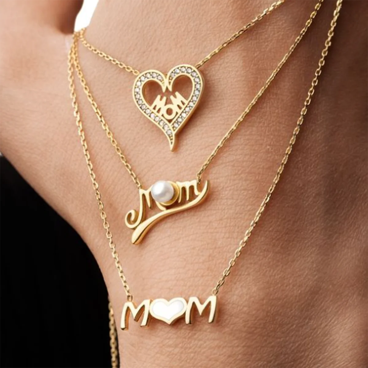 Love Mom Necklace