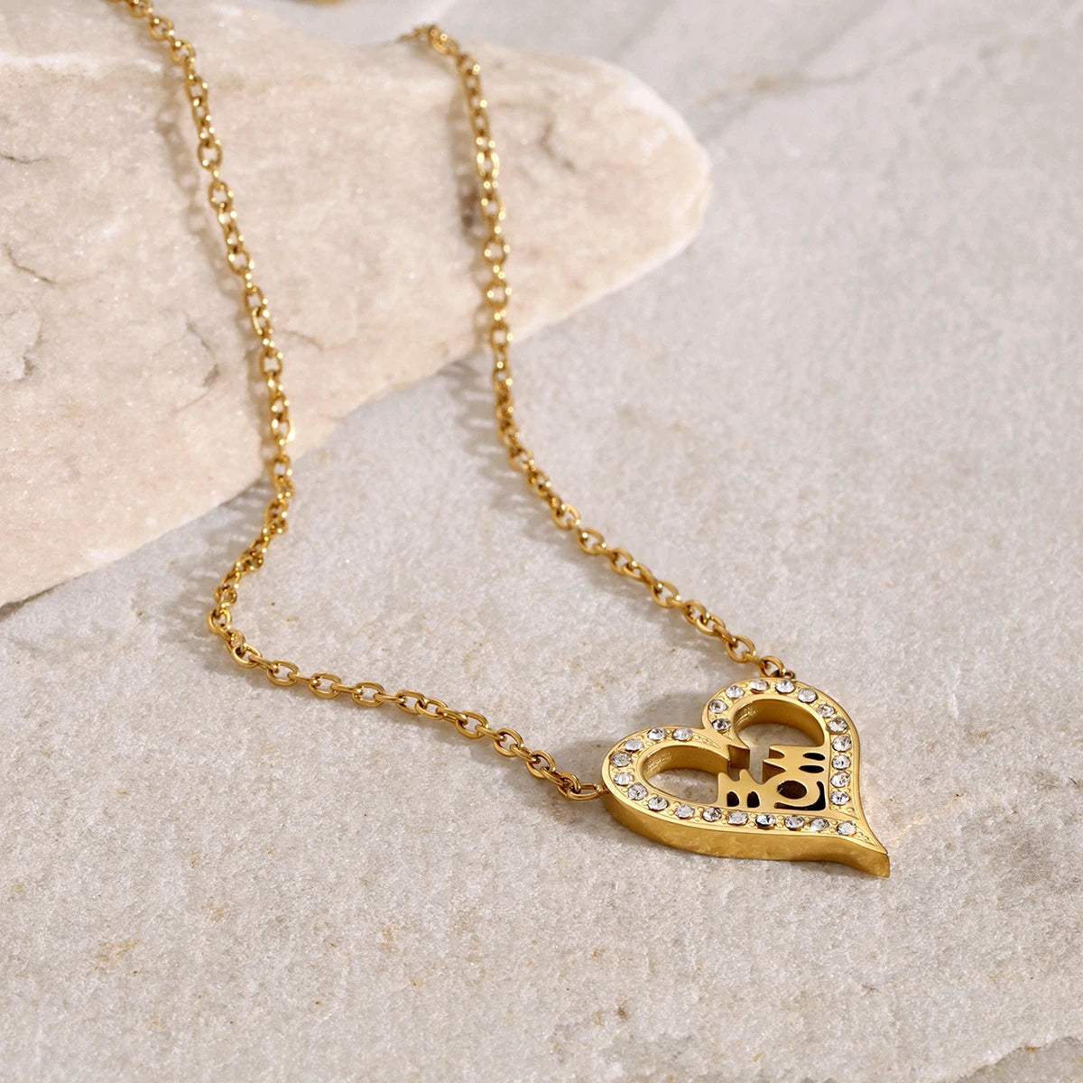 Love Mom Necklace